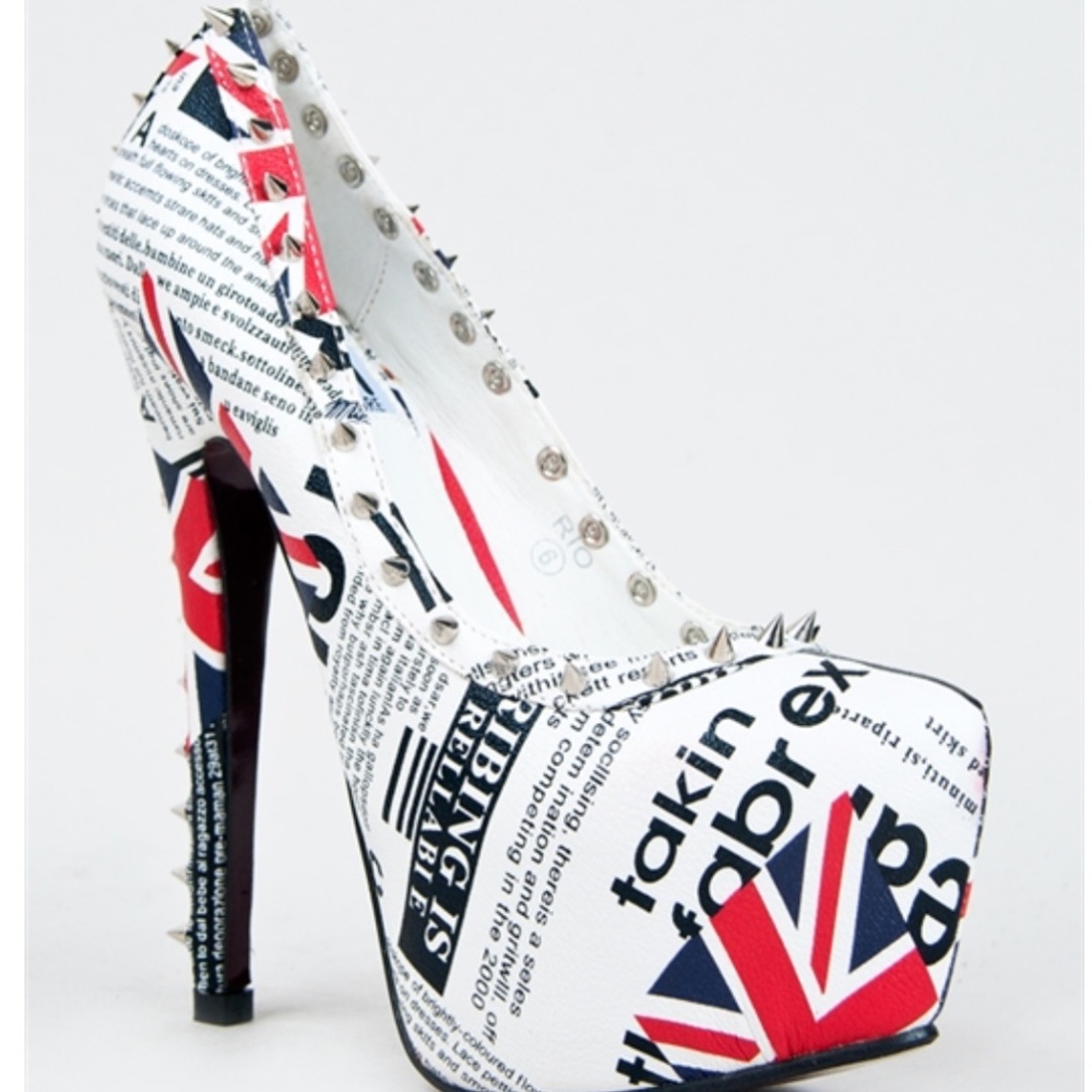 *FINAL SALE* Kiss Kouture London Pumps